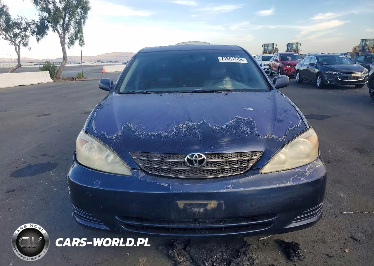 2002 Toyota Camry VIN:4T1BE30KX2U625722 - 5