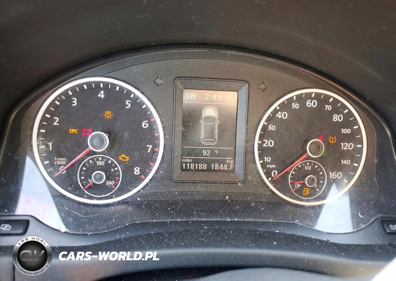 2011 Volkswagen Tiguan S VIN:WVGBV7AX1BW557462 - 9