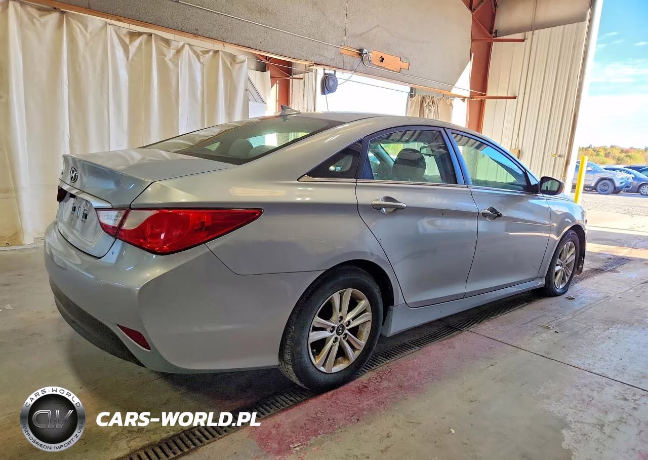 2014 Hyundai Sonata Gls VIN:5NPEB4ACXEH843813 - 3