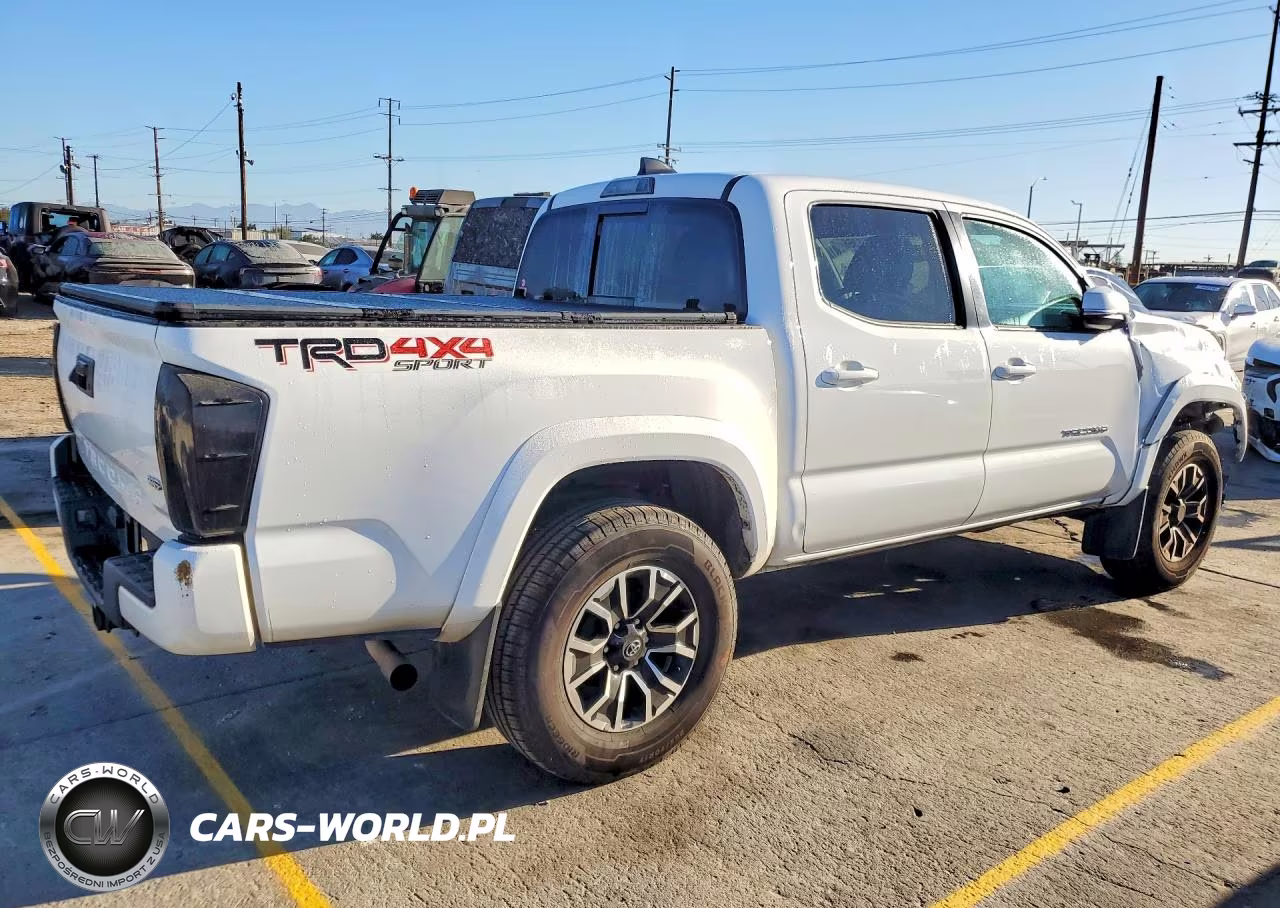 2023 Toyota Tacoma Trd Sport VIN:3TMCZ5AN0PM632787 - 3