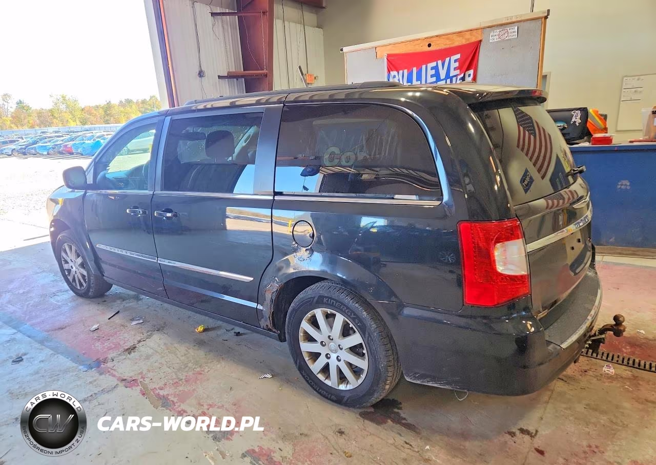2013 Chrysler Town & Country Touring VIN:2C4RC1BG4DR584445 - 2