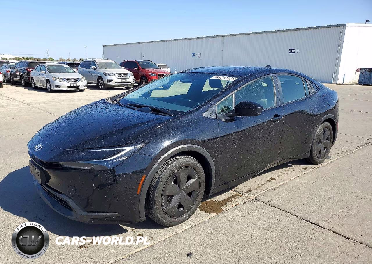 2024 Toyota Prius Le – zdjęcie 1 z 12