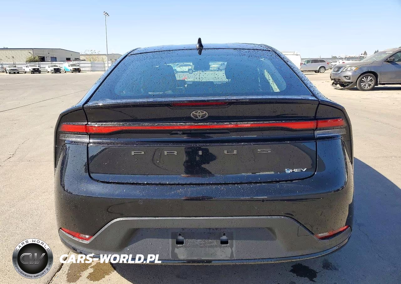 2024 Toyota Prius Le VIN:JTDACAAU0R3029352 - 6