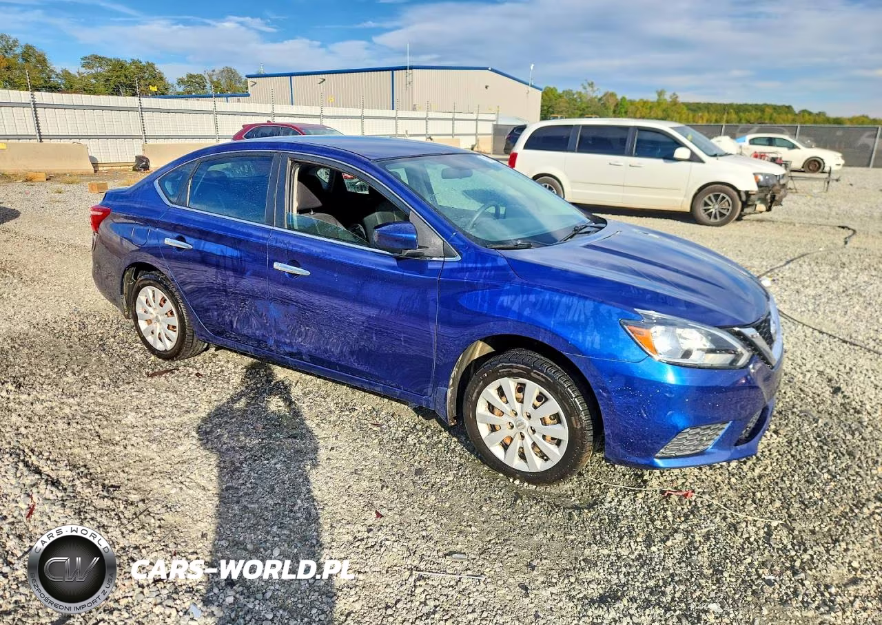 2016 Nissan Sentra S VIN:3N1AB7AP5GY301420 - 4