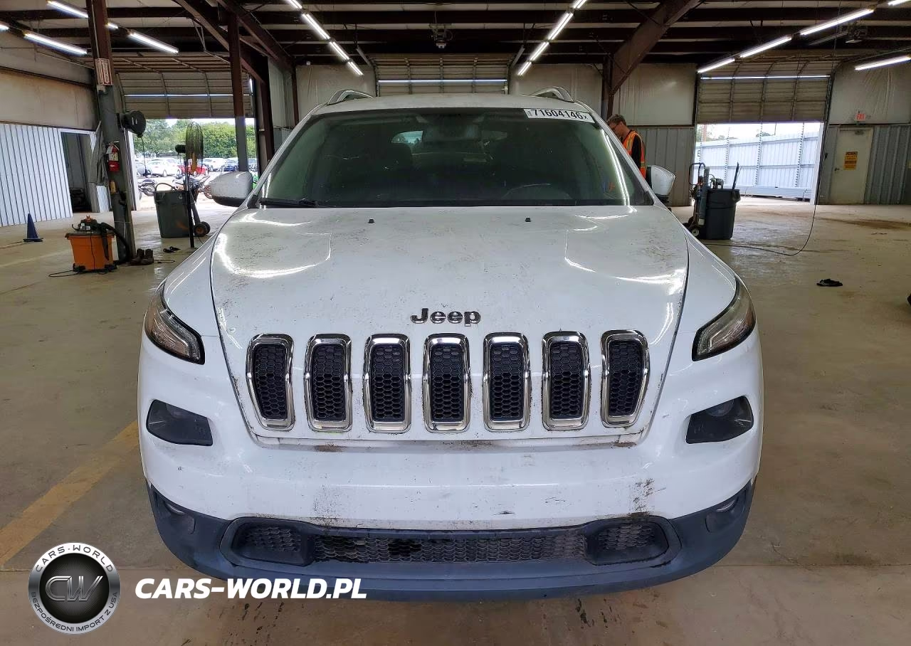 2016 Jeep Cherokee Latitude VIN:1C4PJMCB9GW251350 - 5