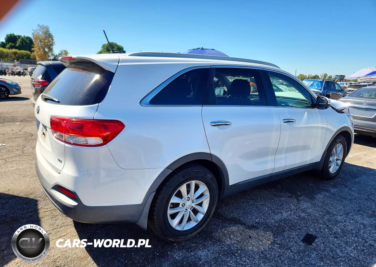 2016 Kia Sorento Lx V6 VIN:5XYPG4A56GG083594 - 3