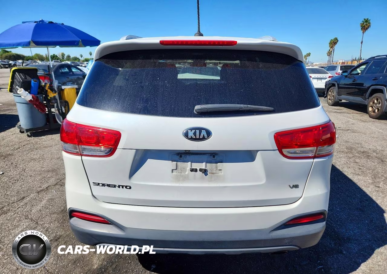 2016 Kia Sorento Lx V6 VIN:5XYPG4A56GG083594 - 6