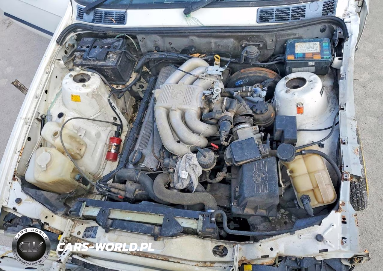 1988 BMW 320I VIN:WBAAH620903819050 - 12