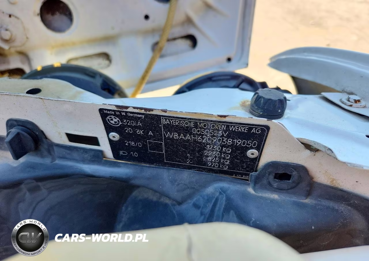 1988 BMW 320I VIN:WBAAH620903819050 - 14