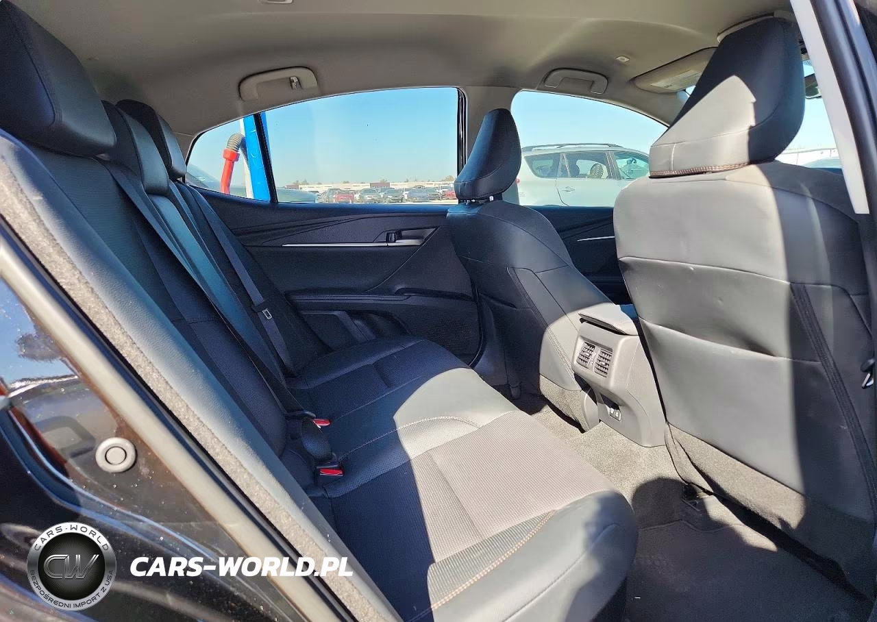 2026 Toyota Camry Xle VIN:4T1DAACK2TU266601 - 10