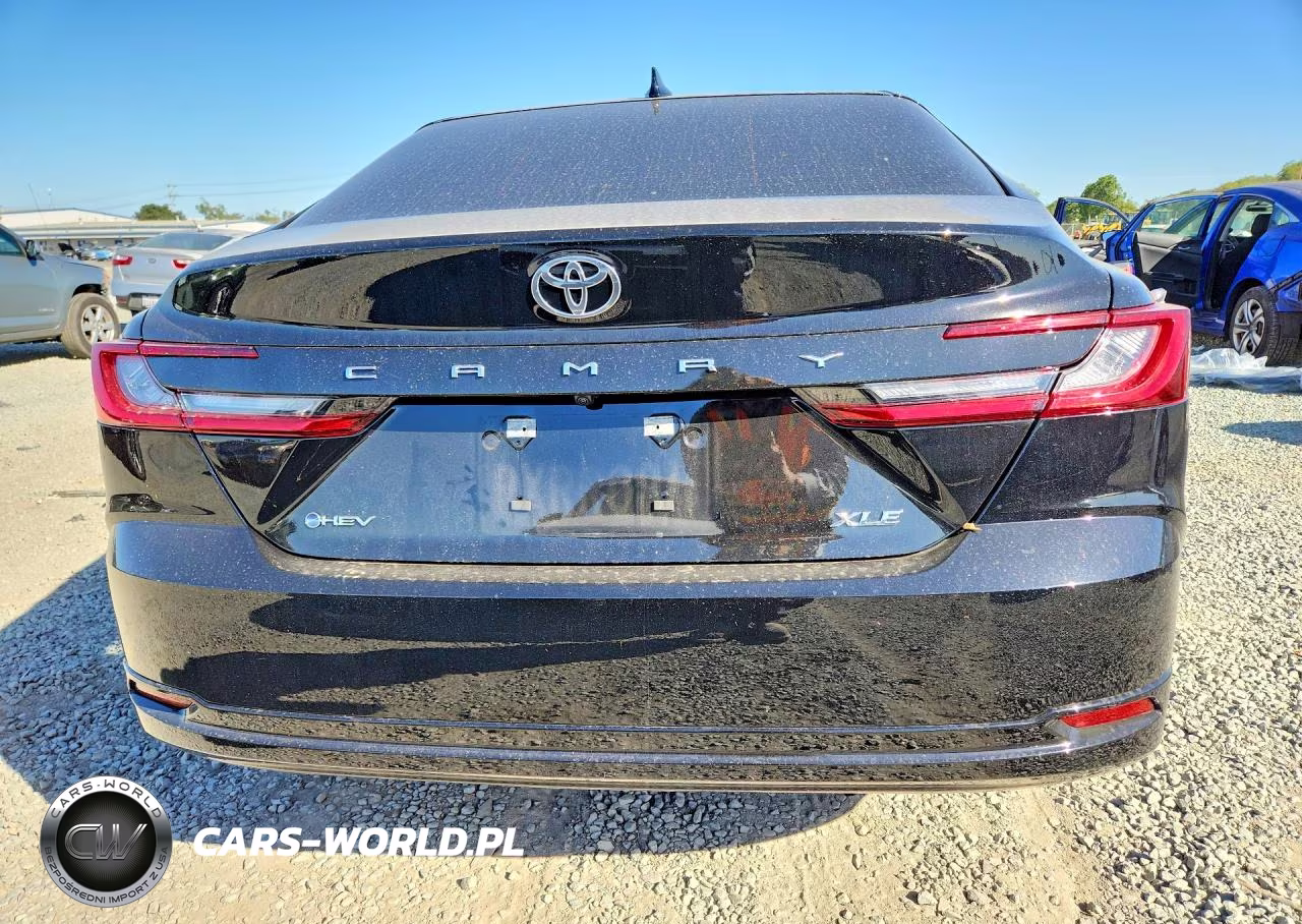 2026 Toyota Camry Xle VIN:4T1DAACK2TU266601 - 6