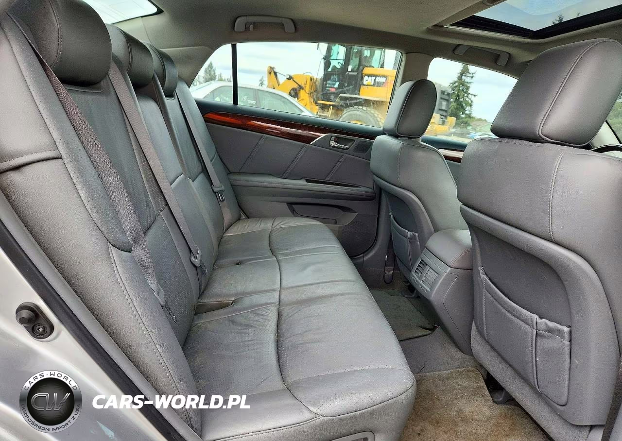 2010 Toyota Avalon Limited VIN:4T1BK3DB8AU369923 - 10