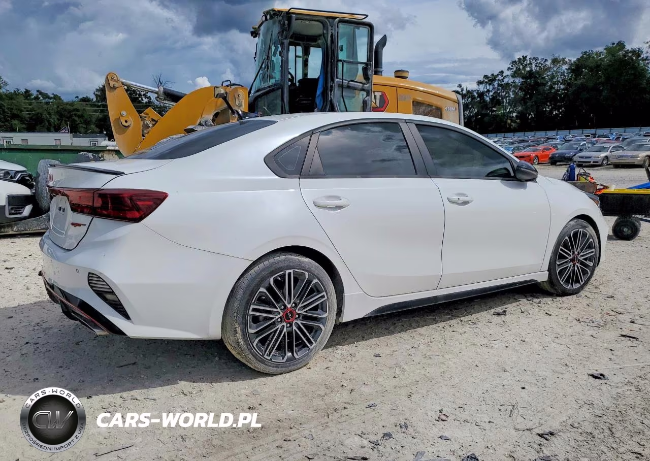 2023 Kia Forte Gt VIN:3KPF44AC5PE619273 - 3