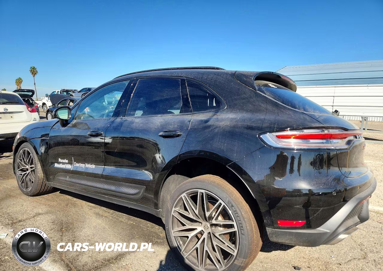 2026 Porsche Macan Base VIN:WP1AA2A57TLB13260 - 2