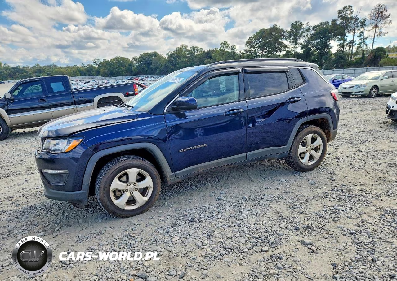 2018 Jeep Compass Latitude VIN:3C4NJDBB8JT434809 - 1