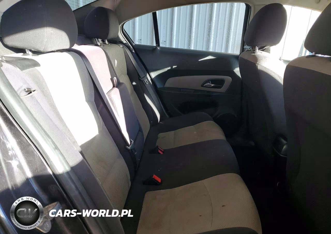 2014 Chevrolet Cruze Ls VIN:1G1PA5SG0E7171776 - 10