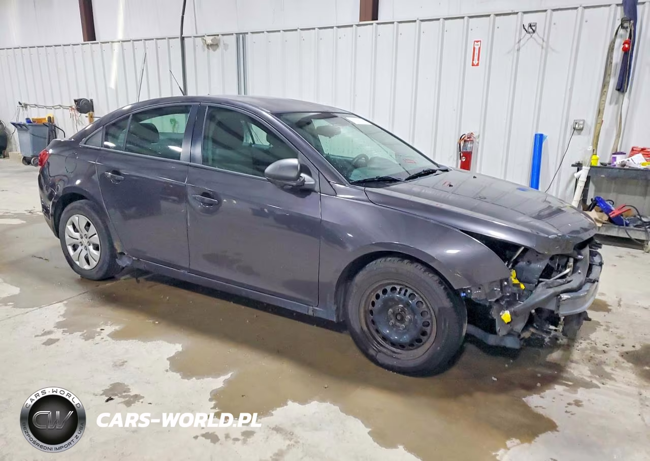 2014 Chevrolet Cruze Ls VIN:1G1PA5SG0E7171776 - 4
