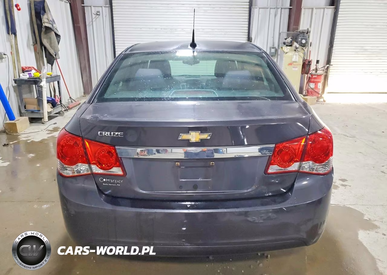 2014 Chevrolet Cruze Ls VIN:1G1PA5SG0E7171776 - 6