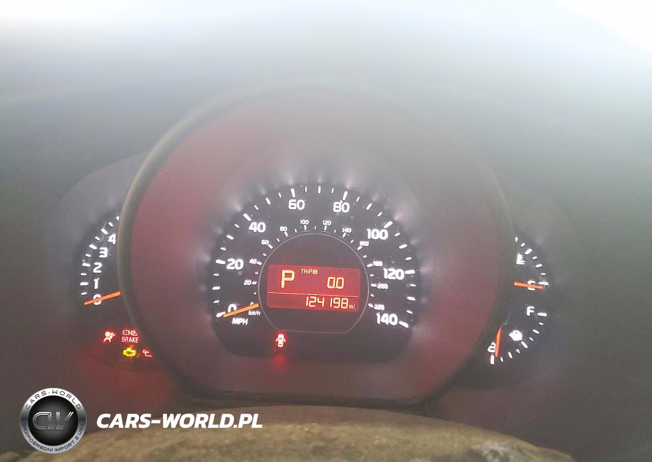 2017 Kia Soul + VIN:KNDJP3A52H7483537 - 9