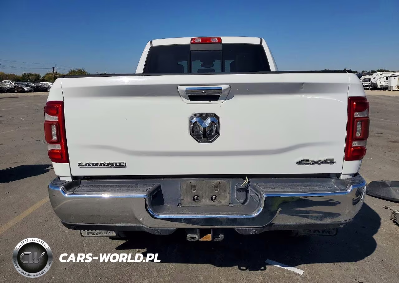 2020 Ram 2500 Laramie VIN:3C6UR5FL4LG110790 - 6