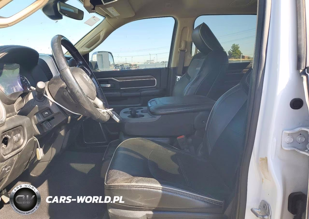 2020 Ram 2500 Laramie VIN:3C6UR5FL4LG110790 - 7
