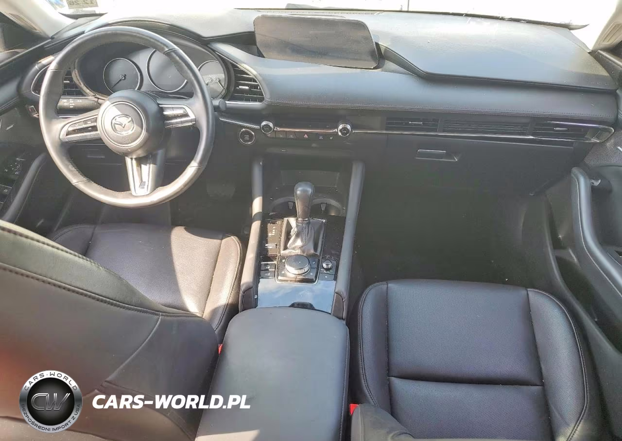2021 Mazda 3 Premium Plus VIN:3MZBPBEY2MM214924 - 8