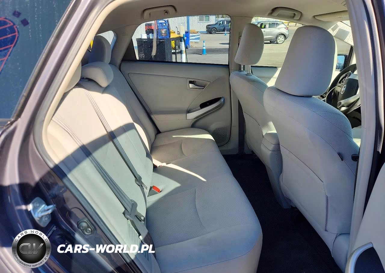 2012 Toyota Prius Three VIN:JTDKN3DU5C1535624 - 10