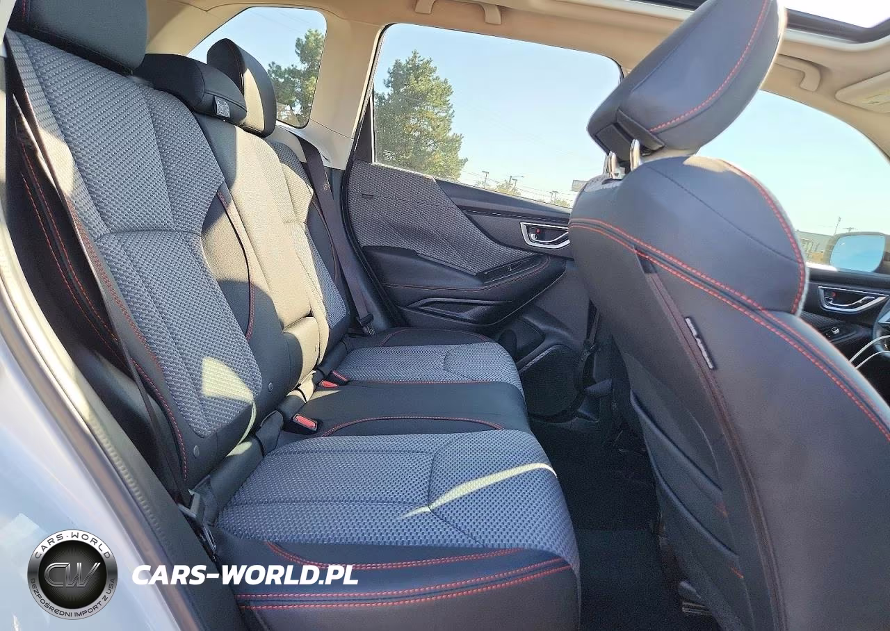 2019 Subaru Forester Sport VIN:JF2SKAPC9KH489996 - 11