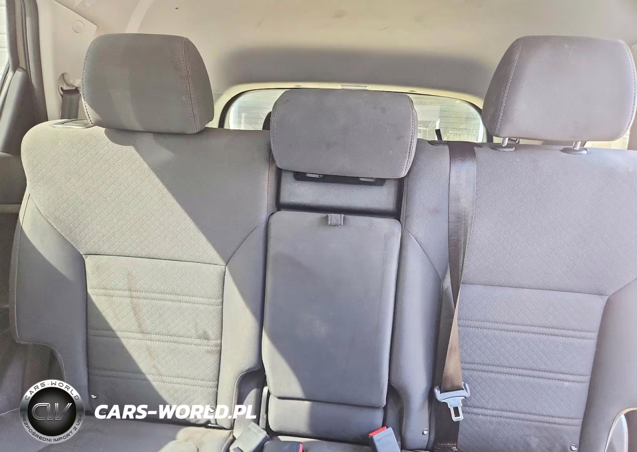 2019 Kia Sorento Lx VIN:5XYPG4A38KG544057 - 10