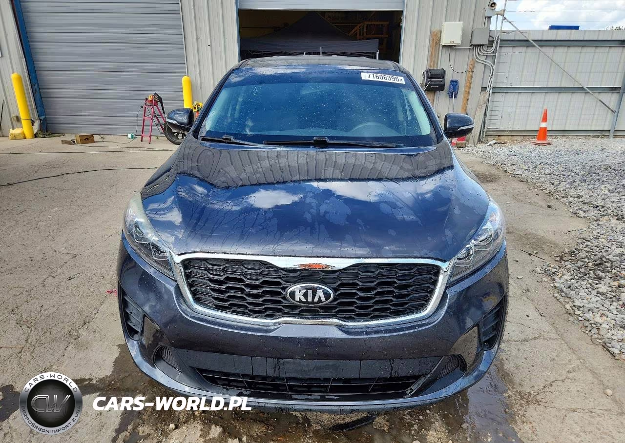 2019 Kia Sorento Lx VIN:5XYPG4A38KG544057 - 5