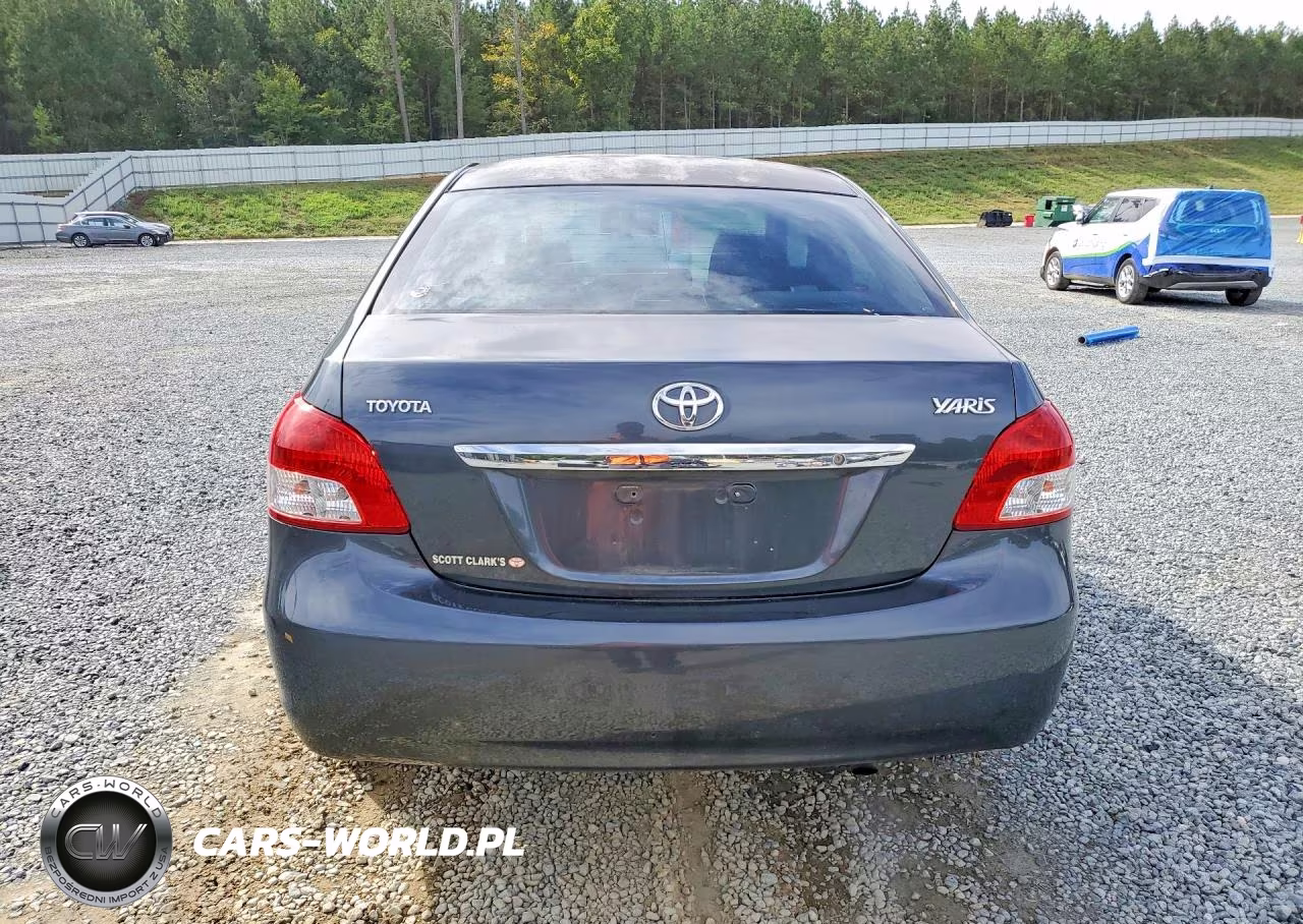 2008 Toyota Yaris Base VIN:JTDBT923X84039131 - 6