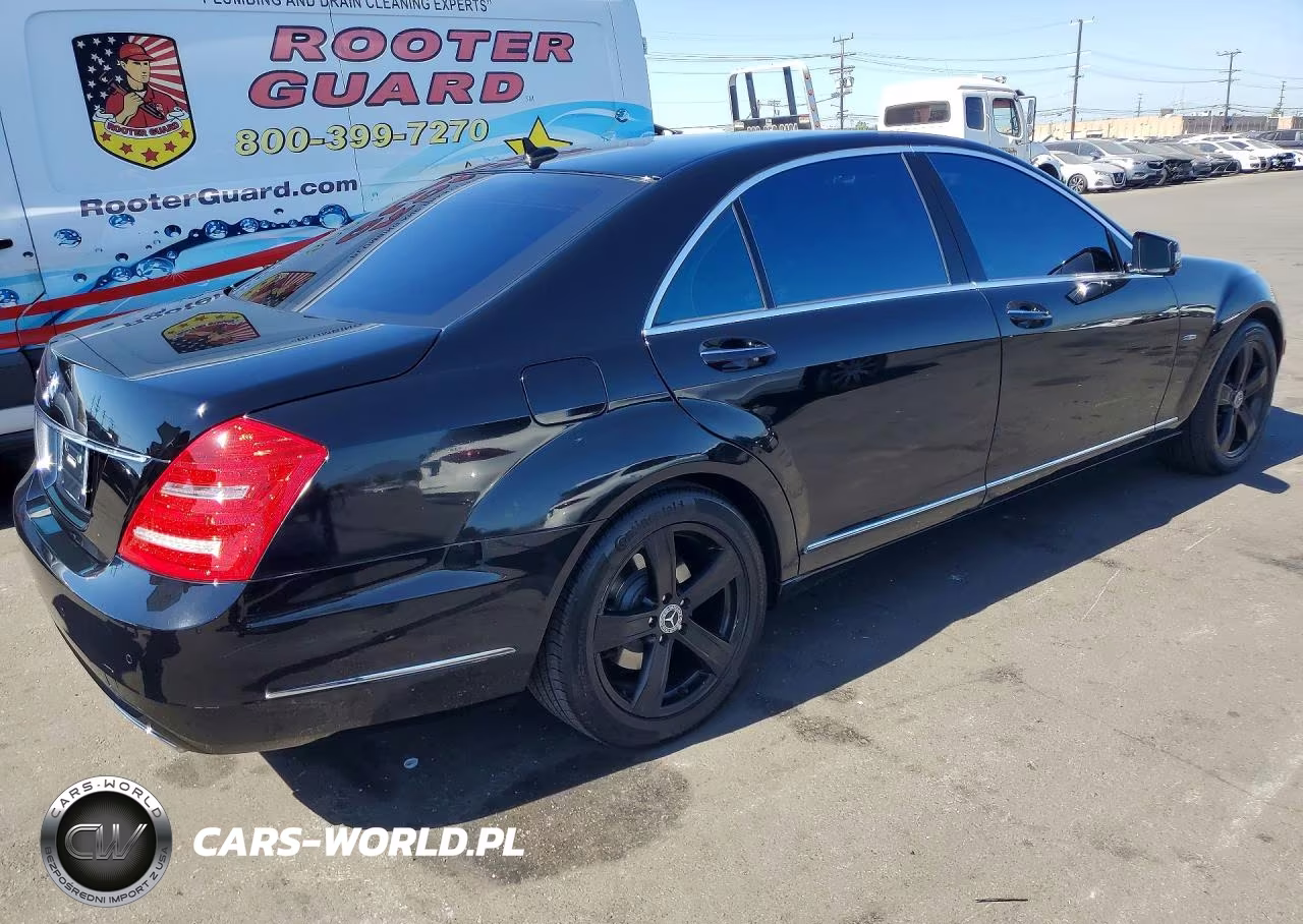 2012 MERCEDES-BENZ S 550 VIN:WDDNG7DB1CA440707 - 3