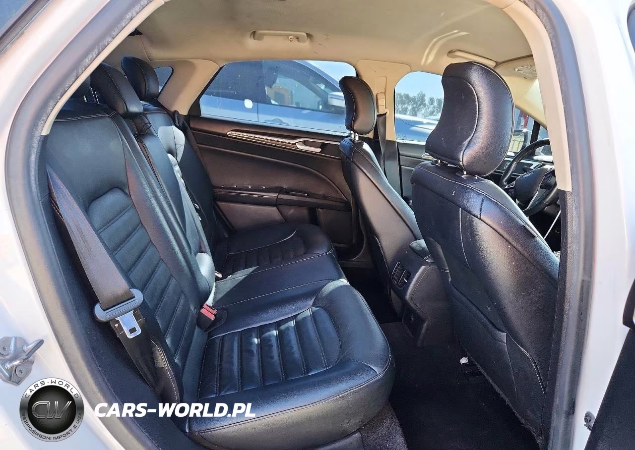 2017 Ford Fusion Se VIN:3FA6P0H94HR112584 - 10