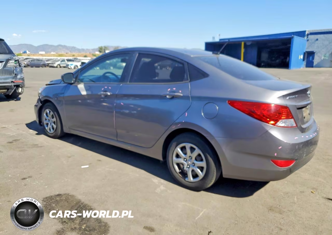 2013 Hyundai Accent Gls VIN:KMHCT4AE8DU523864 - 2