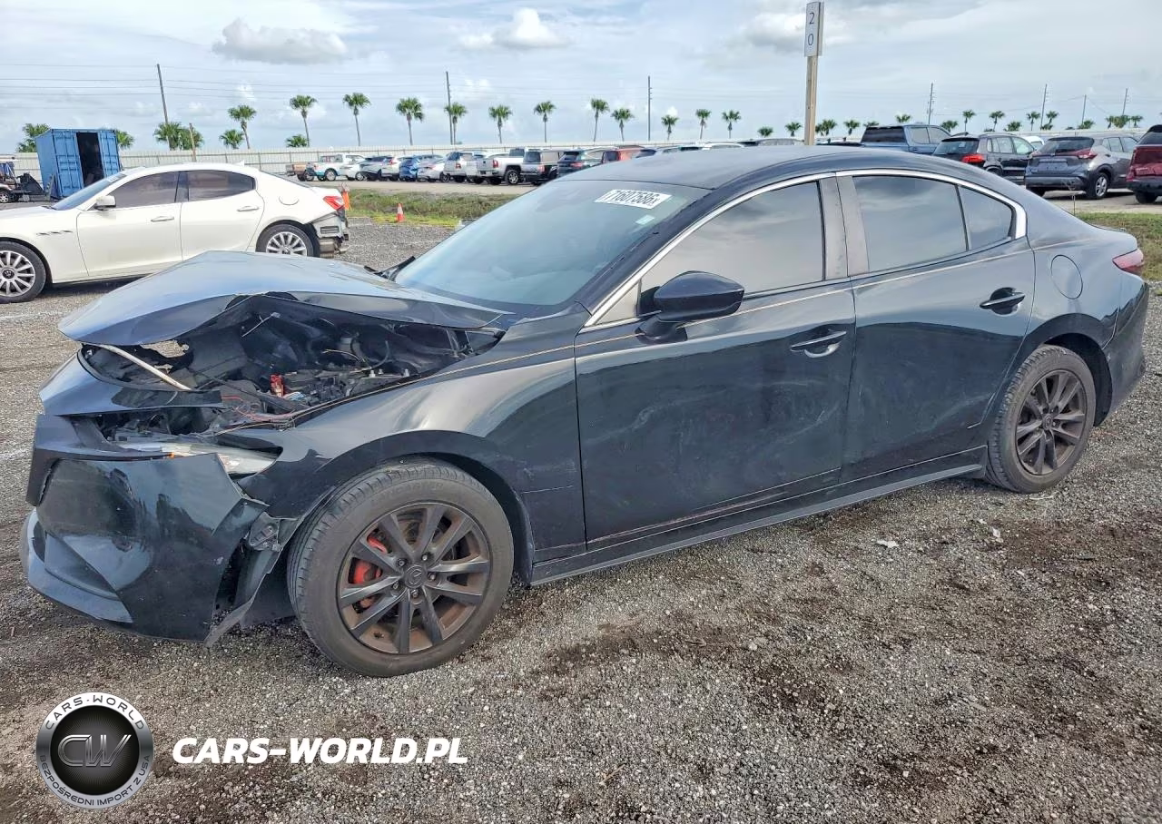 2021 Mazda 3 – zdjęcie 1 z 12