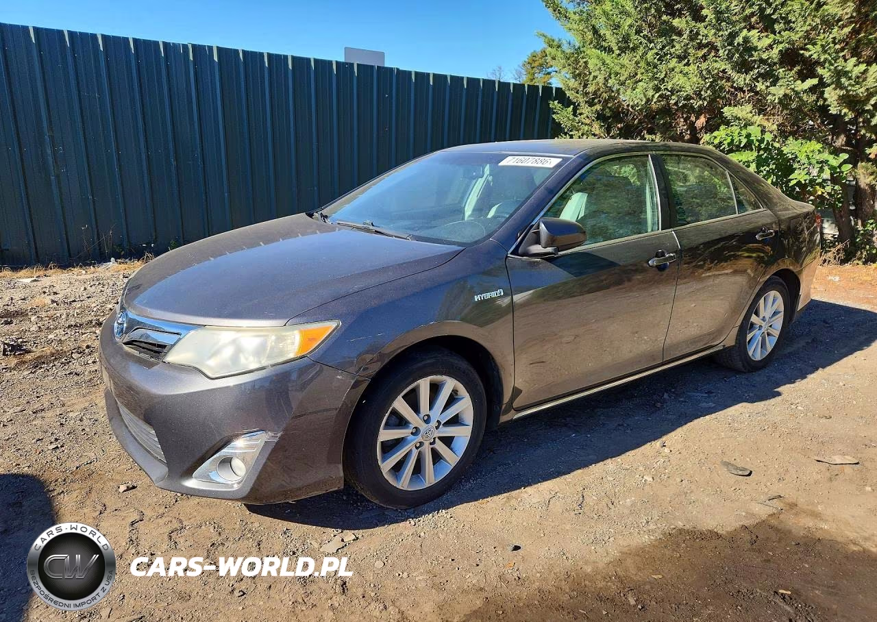 2012 Toyota Camry Hybrid Xle – zdjęcie 1 z 12