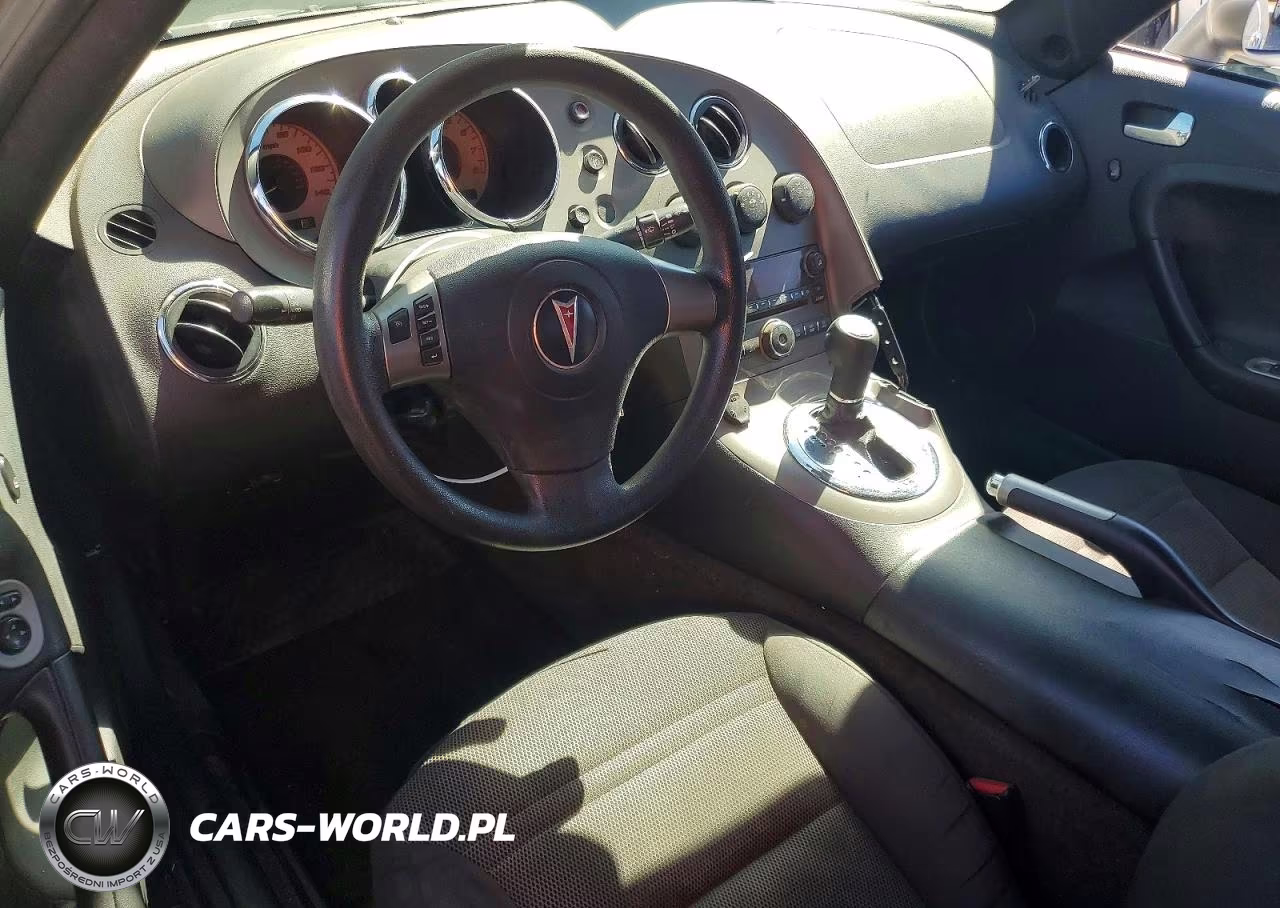 2007 Pontiac Solstice VIN:1G2MB35B37Y120933 - 8