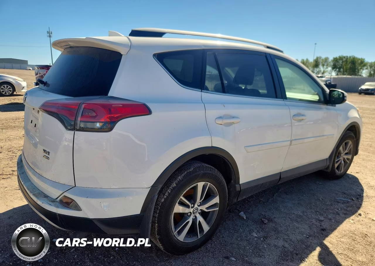 2017 Toyota Rav4 Xle VIN:JTMRFREVXHJ129142 - 3