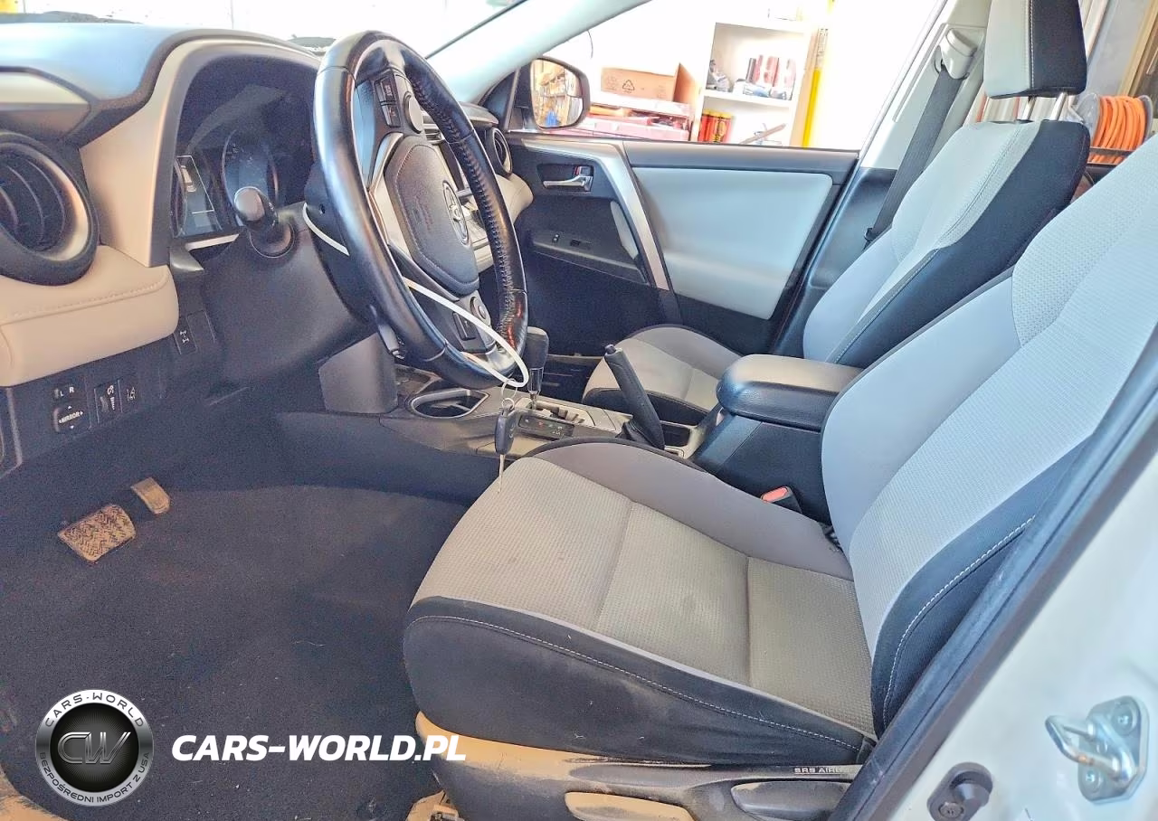 2017 Toyota Rav4 Xle VIN:JTMRFREVXHJ129142 - 7