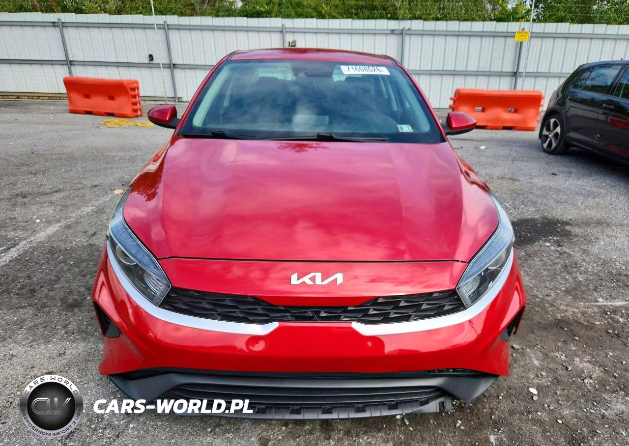 2022 Kia Forte Lxs VIN:3KPF24AD9NE458938 - 5