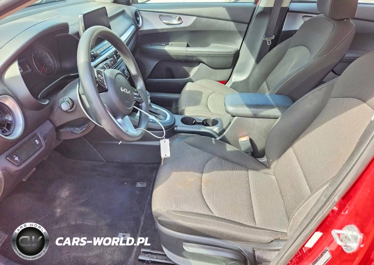 2022 Kia Forte Lxs VIN:3KPF24AD9NE458938 - 7
