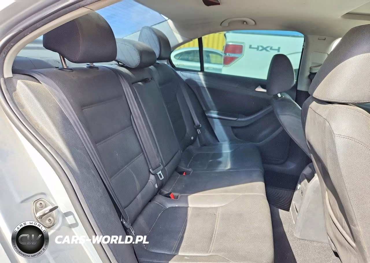 2012 Volkswagen Jetta Se VIN:3VWDP7AJ1CM424377 - 10