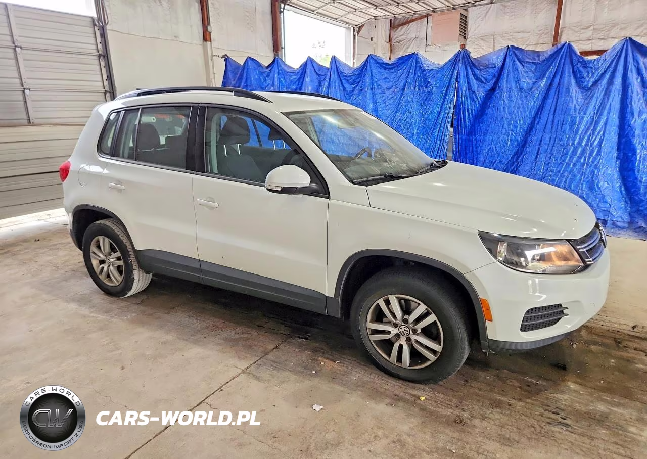 2015 Volkswagen Tiguan S VIN:WVGAV7AX5FW614621 - 4