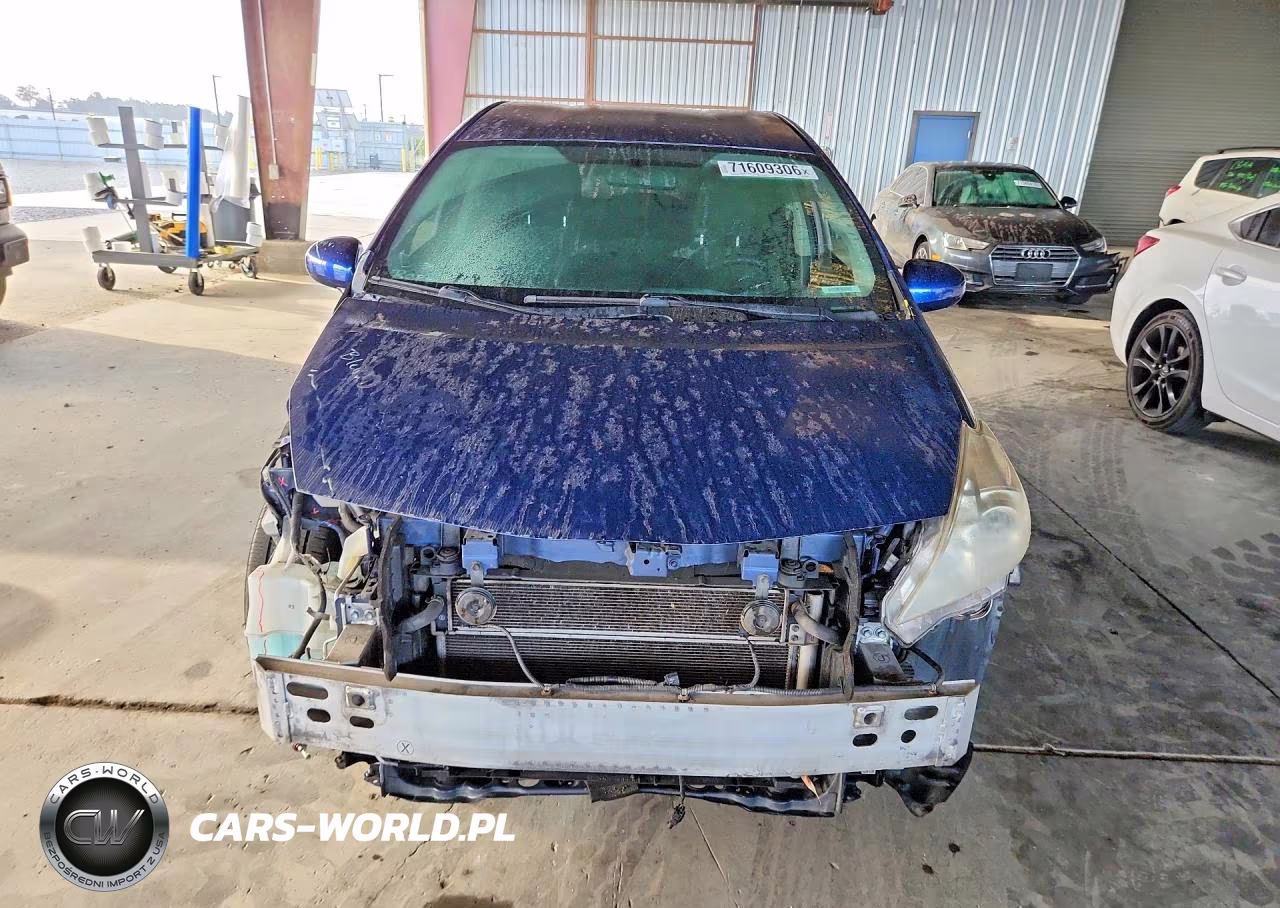2013 Toyota Prius V Three VIN:JTDZN3EU3D3193237 - 5