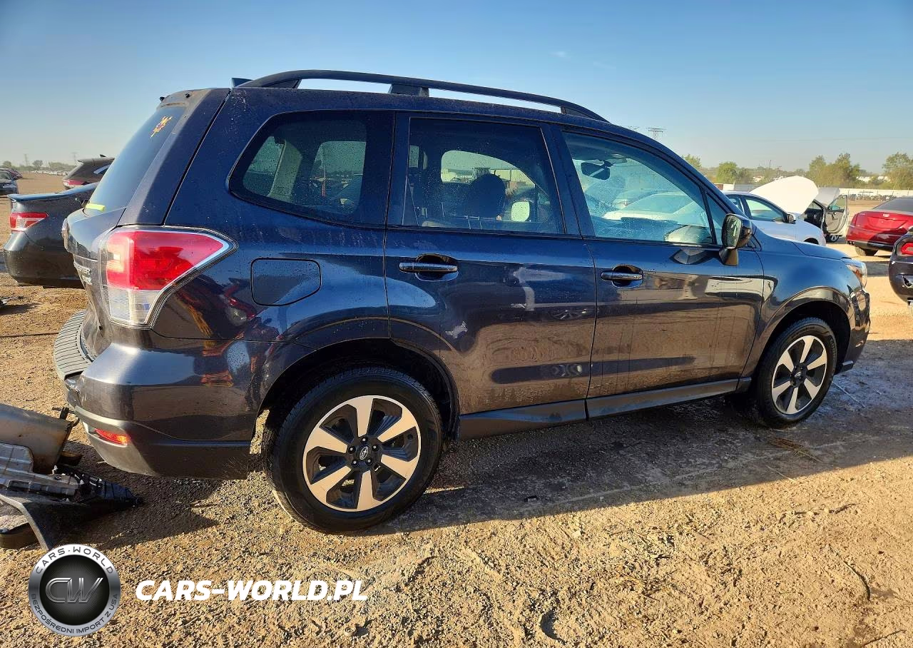 2017 Subaru Forester 2.5I Premium VIN:JF2SJAEC2HH535876 - 3