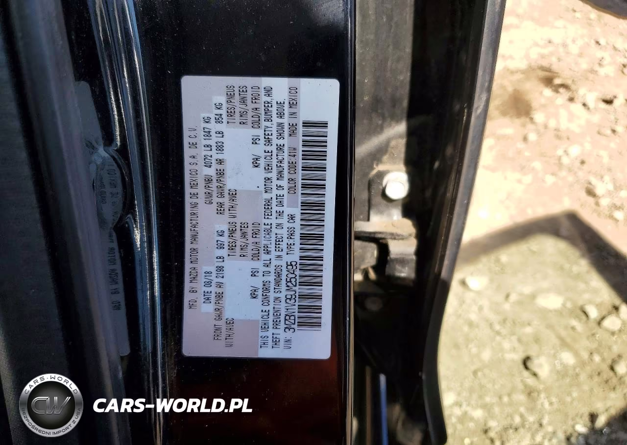 2018 Mazda 3 Touring VIN:3MZBN1V39JM250495 - 12