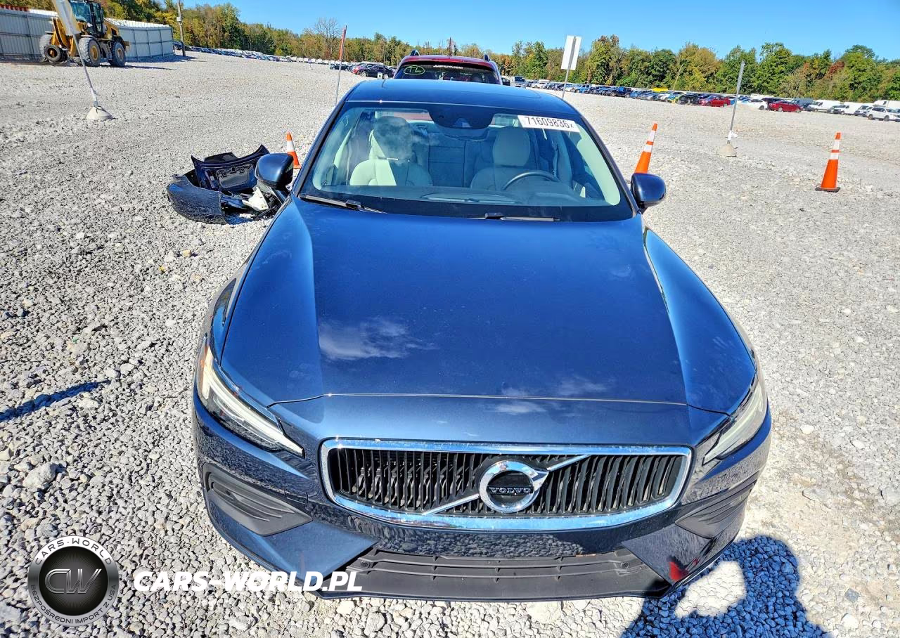 2019 Volvo S60 T6 Momentum VIN:7JRA22TK9KG005233 - 5
