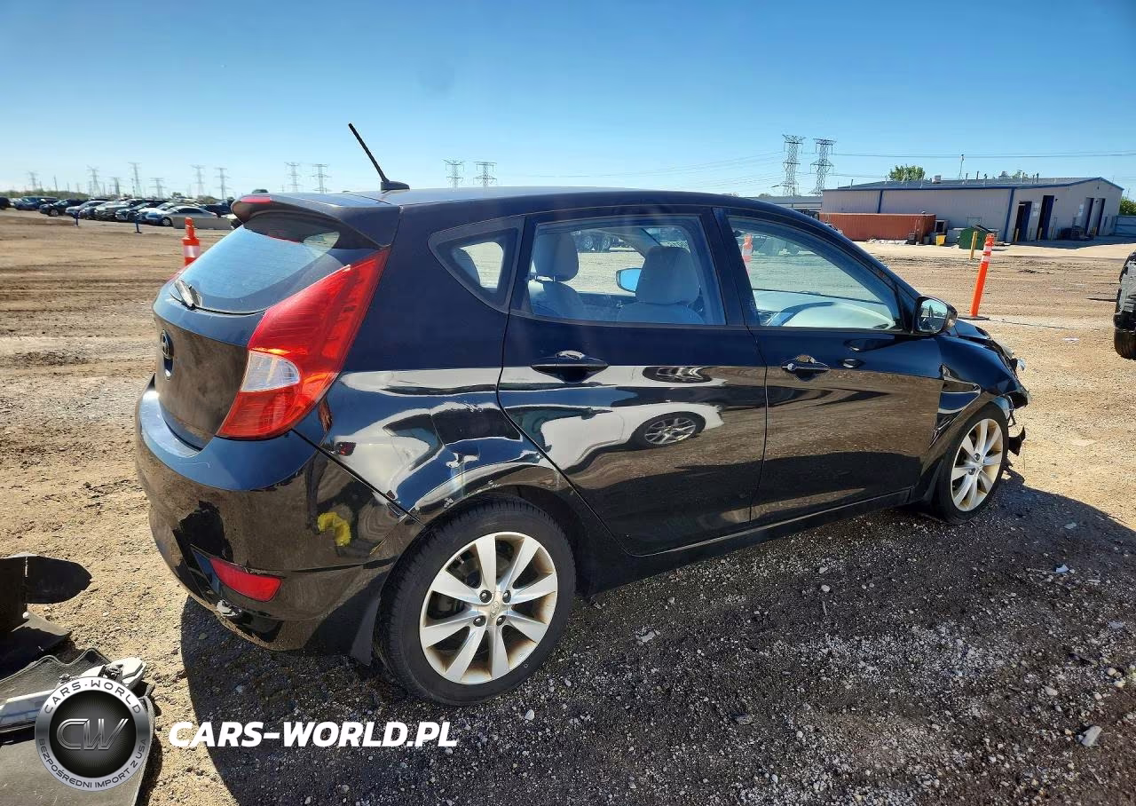 2013 Hyundai Accent Se VIN:KMHCU5AE3DU076394 - 3