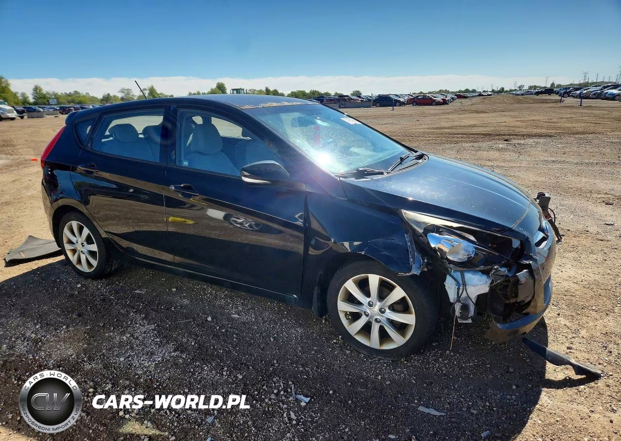 2013 Hyundai Accent Se VIN:KMHCU5AE3DU076394 - 4