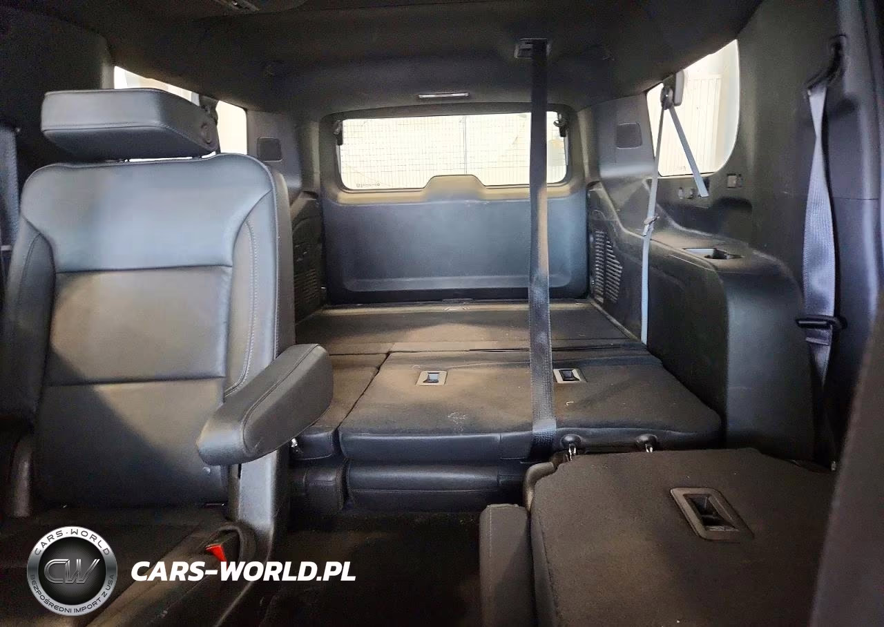 2023 Chevrolet Suburban K1500 Z71 VIN:1GNSKDKD7PR546446 - 10
